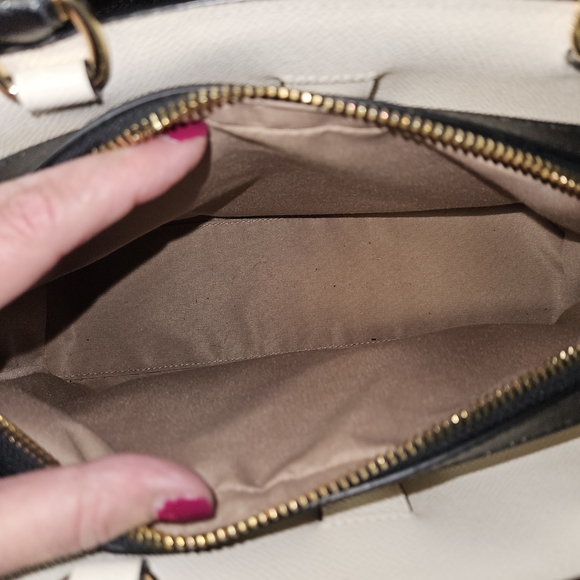 Coach Women's Cream and Black Leather Bag Excellent Condition Style: LILLE - Picture 4 of 5